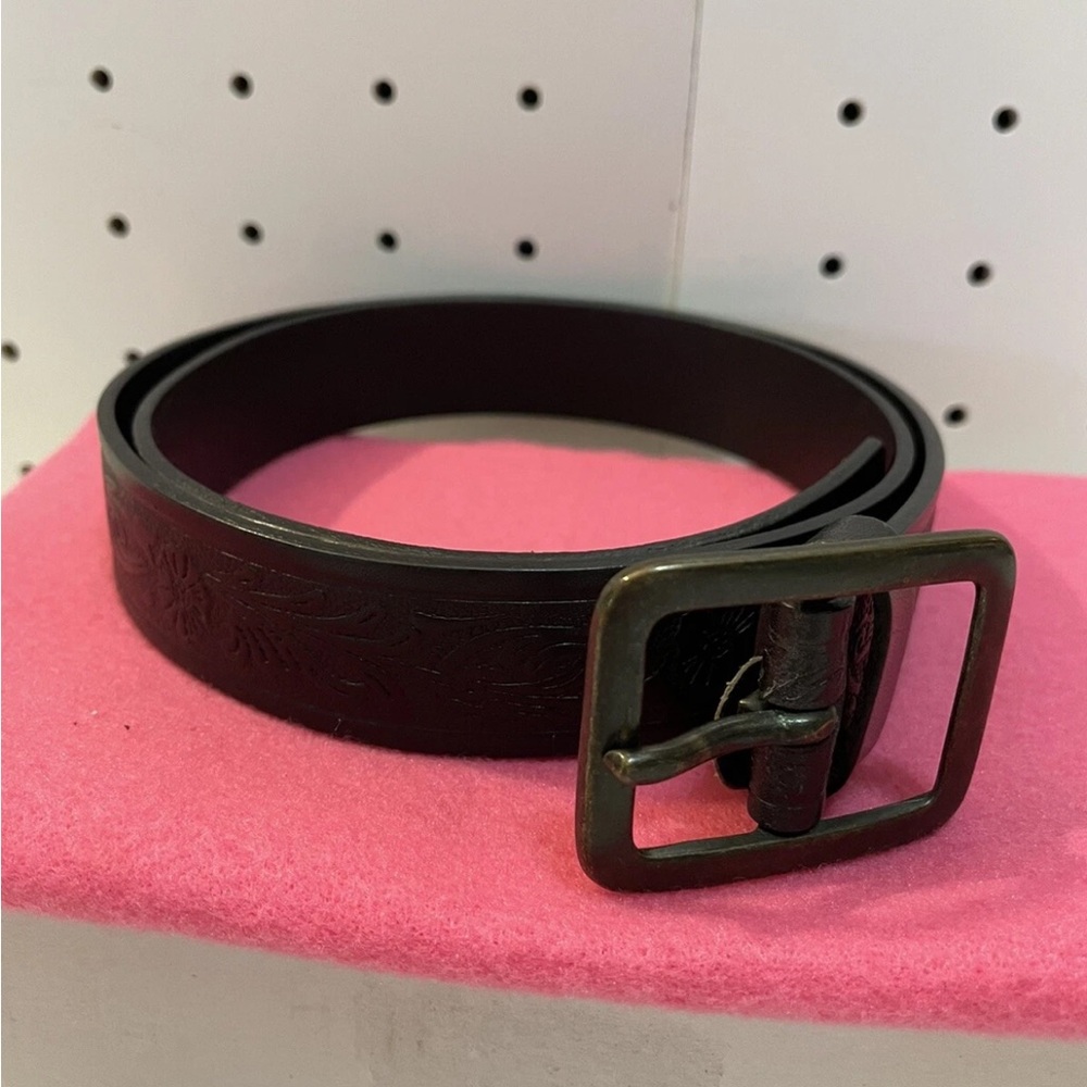 Dockers Floral Dark Brown Genuine Leather Western Belt  Antique-Style Buckle
